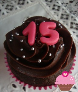 Cupcakes para festa de 15 anos