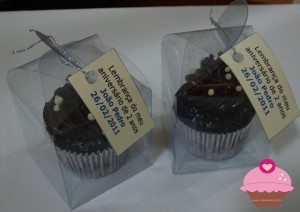 Mini cupcakes para lembrancinha