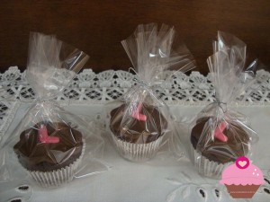 Mini cupcakes para lembrancinha