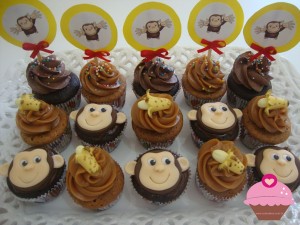 Mini cupcakes de George, o Curioso