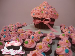 Cupcakes gigante + mini cupcakes