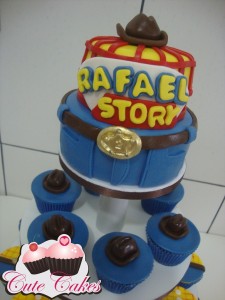 Torre de cupcakes Toy Story