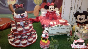 Torre de cupcakes da Minnie