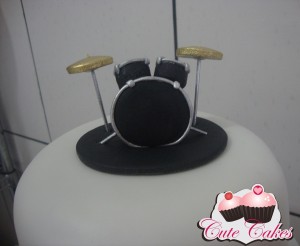 Torre de cupcakes Bateria