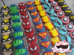 Mini cupcakes dos Super Heróis