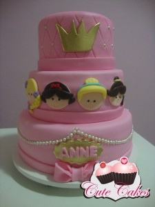 Bolo Princesas Disney Anne