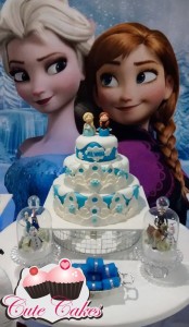 Bolo Frozen Alyah 5 anos
