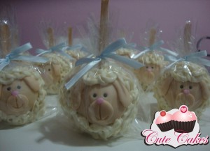Maçãs do amor de ovelhinhas