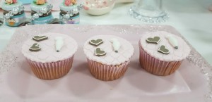 doces decorados no tema Minnie Confeiteira