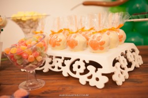 doces decorados no tema Safari