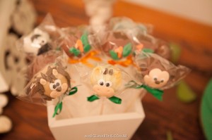 doces decorados no tema Safari