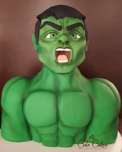 bolo esculpido do Hulk