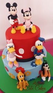 Bolo decorados com personagens da Turma do Mickey em 3D