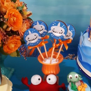 doces decorados no tema fundo do mar