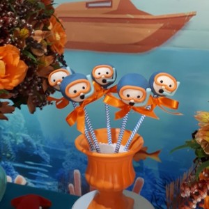 doces decorados no tema fundo do mar