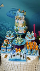 doces decorados no tema fundo do mar