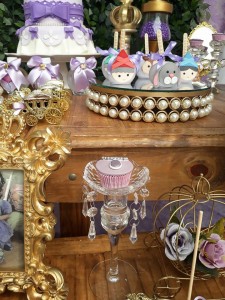 doces personalizados no tema princesa Sophia