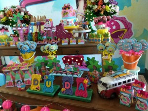 doces decorados para festa na piscina