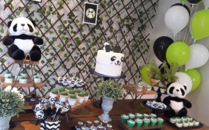 doces decorados no tema panda