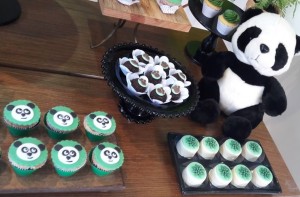 doces decorados no tema panda