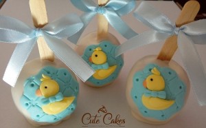 doces decorados no tema patinhos
