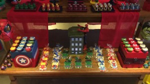 doces decorados no tema Vingadores