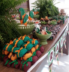 doces decorados dinossauros