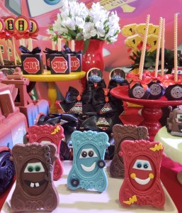 doces decorados Carros Disney