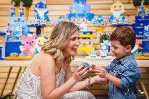 doces decorados baby shark