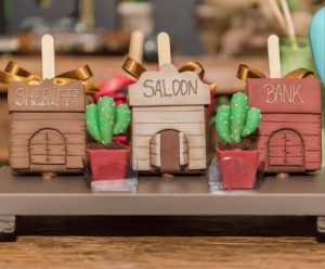 doces decorados no tema faroeste