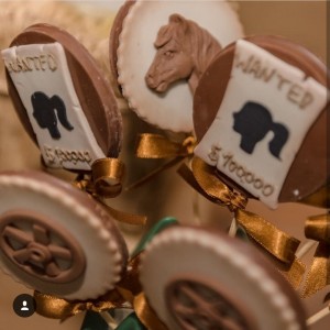 doces decorados no tema faroeste
