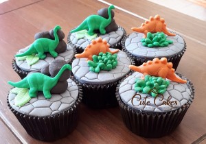 doces decorados dinossauro