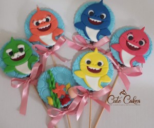 doces decorados baby shark