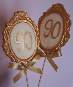 doces decorados 90 anos
