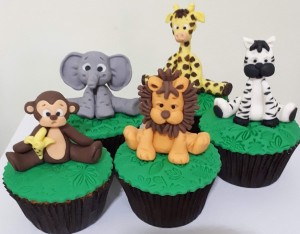 doces decorados safari
