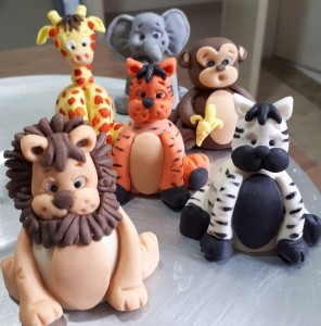doces decorados safari